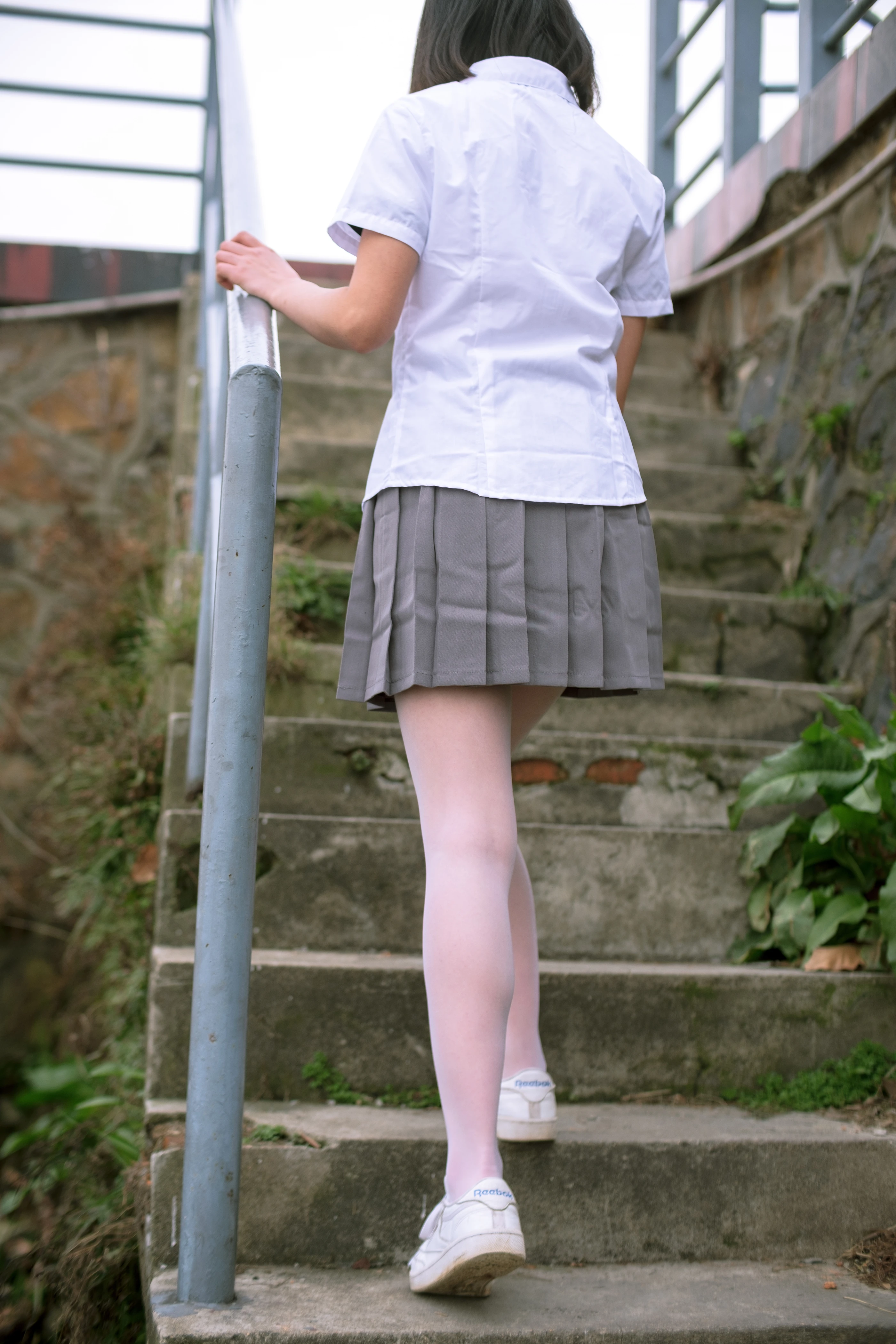 森萝财团 [BETA-014] 学生妹的外拍写真 [85P]插图3